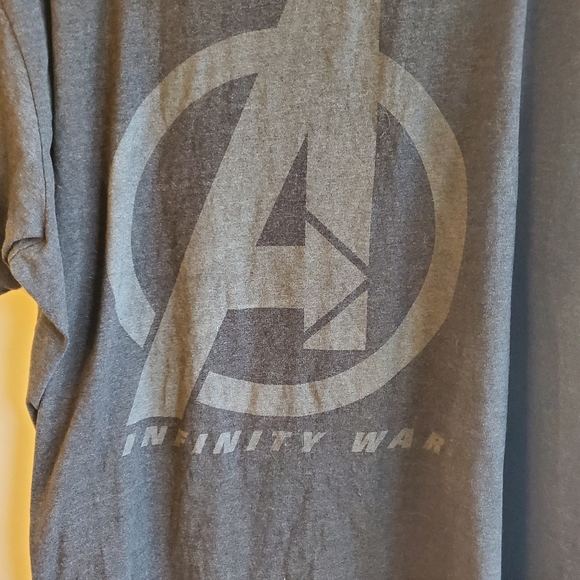 MARVEL AVENGERS MEN'S TEE-SHIRT GRAY BLACK PANTHERS AND MORE SIZE 5XL - Picture 2 of 8
